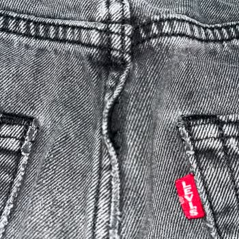 Levi's 2 Yıllık Yasal Garantiyi Reddederek Ürünü İncelemeyi Kabul Etmedi