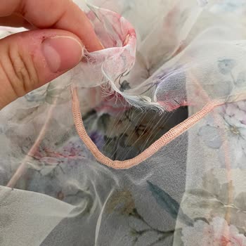 Düğün Günümde Üç Noktada Dikiş Açılan Abiye Ve Mağaza İhmali