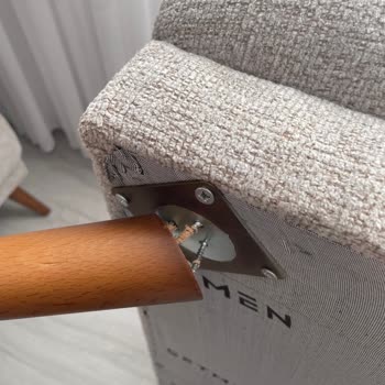 Garantili Kanepe Ayağının Kırılması Ve Ücretsiz Tamir Talebi