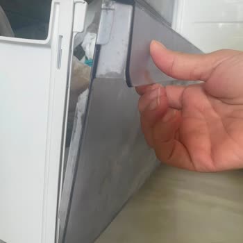 Beko Dondurucu Çekmece Şeffaf Ön Yüzlerinin Kırılması Ve Değişim Talebi