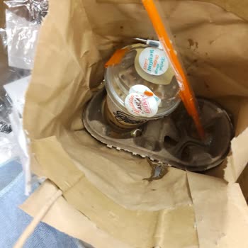 Gloria Jeans Şubesinde Dökülen Iced Latte Ve Bildirim Yapmayan Taşıyıcı