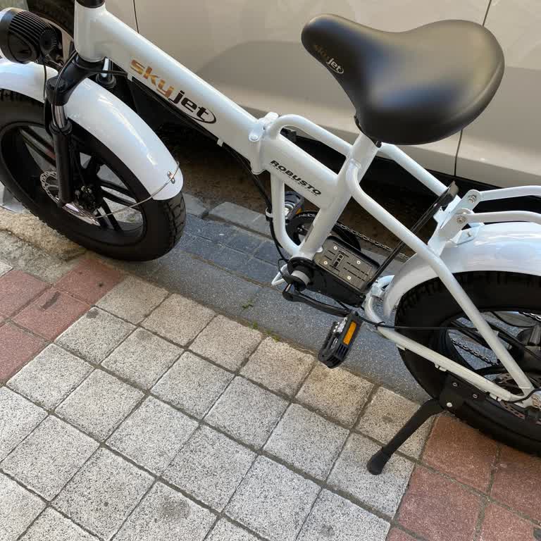 Garanti Kapsamındaki Batarya Hızla Bozuldu, Servis Cevap Vermedi