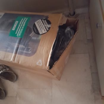 Hasarlı Süpürge Teslimatı Ve Tutanaksız İade Talebi