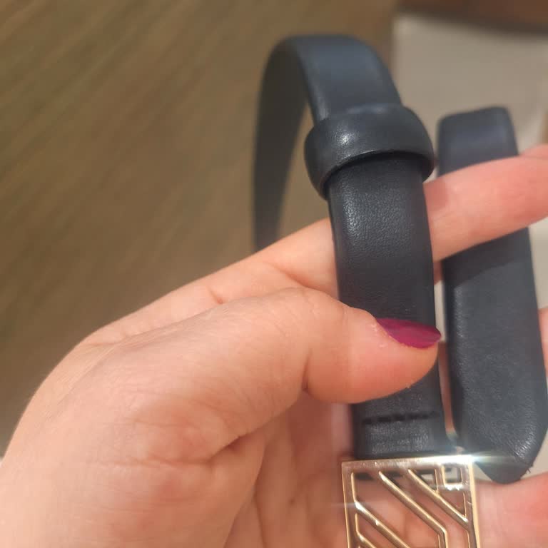 İpekyol'da Yanlış Montajlı Kemer Tokası Ve Mağazanın İlgisizliği