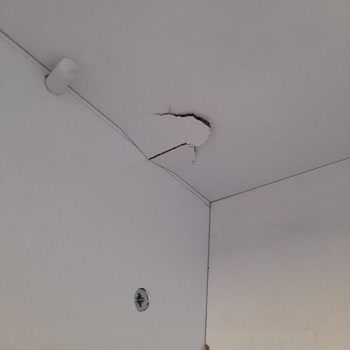 Bedirhan Mobilya’dan Eksik Ve Ayıplı Ürün Teslimatı Ve Tam İade Talebi