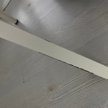 Prada Masa Takımında Boya Soyulması Ve Garanti İhlali