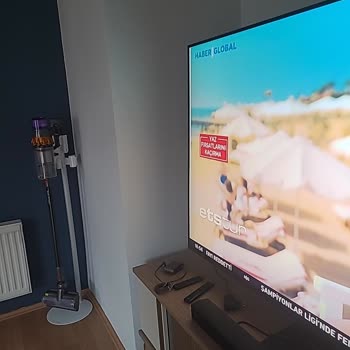 Media Markt’tan Alınan Samsung TV’de Ekran Eğik, Ürün Değişimi Talebi