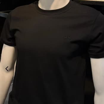 vsbussines.ikas.shop Yanıltıcı Ürün Ve İade Sorunları Nedeniyle 1.200 TL'lik T-shirt İadesi Talebi