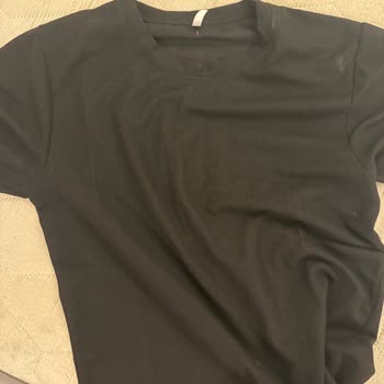 vsbussines.ikas.shop Yanıltıcı Ürün Ve İade Sorunları Nedeniyle 1.200 TL'lik T-shirt İadesi Talebi