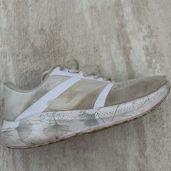 Garanti Belirtilen Joma Ayakkabı Renk Atlarken Mağaza Cevapsız