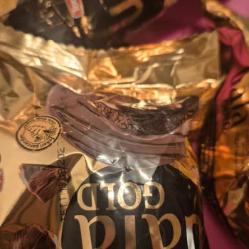 Küflü Ve Süresi Geçmiş Kek Gönderimi İçin İade Talebi