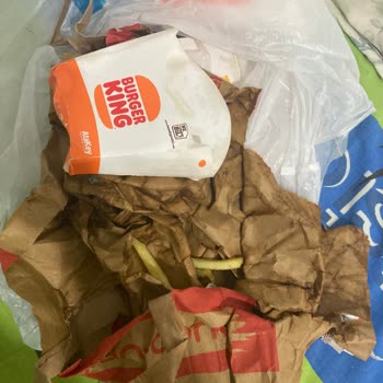 Ankara Demetevler Burger King Şubesinde 40 Dakikalık Bekleme Ve Hijyen Problemleri