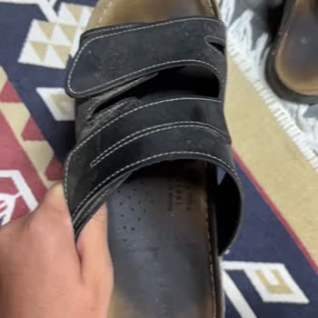 Deichmann Terliği Kaplaması Kısa Sürede Ayağımı Boyadı