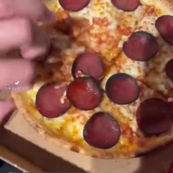 Pasaport Pizza Yanık Pizza Gönderdi!