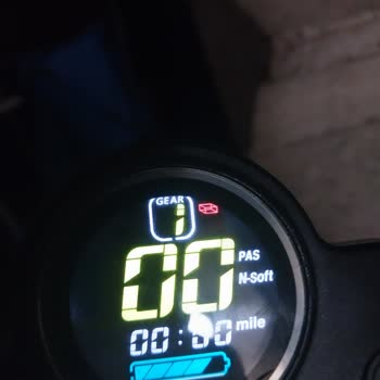 Onvo 011 Elektrikli Bisiklette Sürekli Kırmızı Uyarı Işığı Ve Bayinin Tamir Edememesi