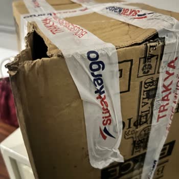 Sürat Kargo’nun Paketi Açıp Zarar Vermesi Tekrar Edildi
