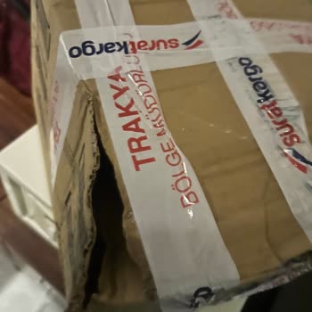 Sürat Kargo’nun Paketi Açıp Zarar Vermesi Tekrar Edildi