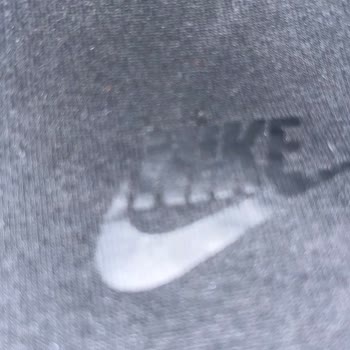 Nike Sportswear Tech Fleece, Sudadera Desarrolló Agujeros Rápidamente