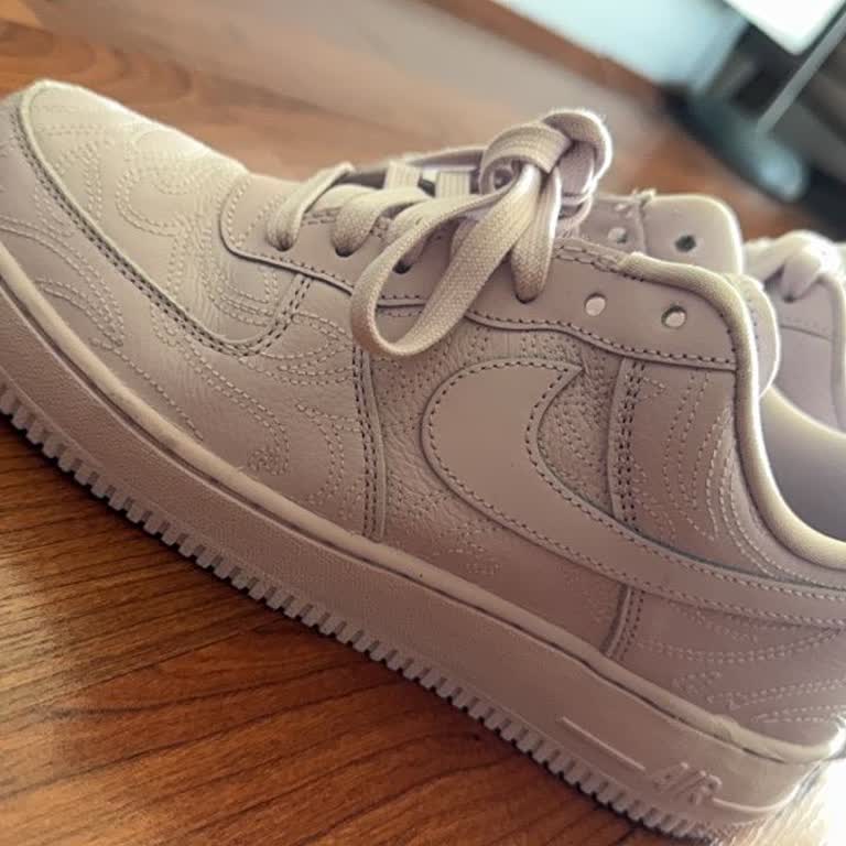Calzado Nike Air Force provoca heridas al usarlo, solicito cambio