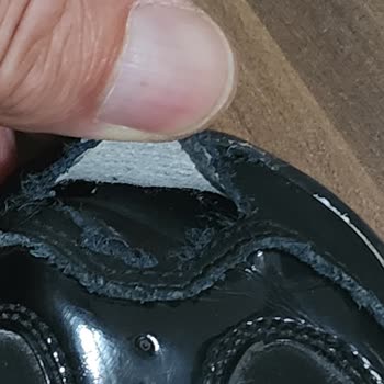 Sadece 7 Ayda Yırtılan Skechers D'Lites Ayakkabıda Üretim Kusuru Ve Müşteri Hizmetleri İhmali