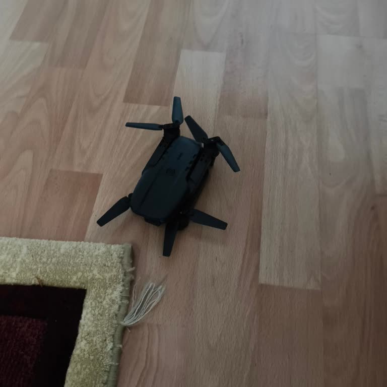 Çalışmayan Dron Ve Saat İçin Tam İade Talebi
