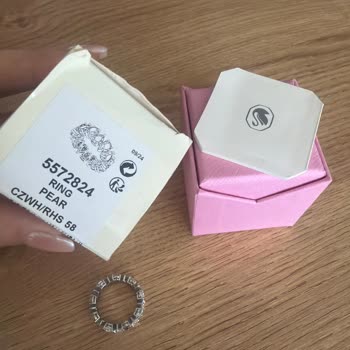 Swarovski Kentpark Mağazasından Aldığım Yüzükte Taş Düşmesi Ve Garanti Reddi