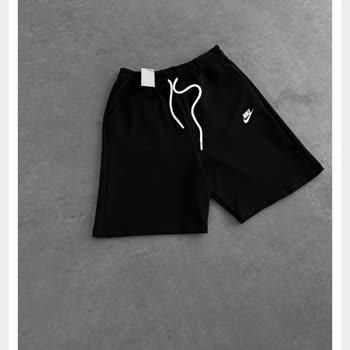 Nakışlı Nike Şort Aldım, Nakış Olmadığı İçin İade Talebim Reddedildi