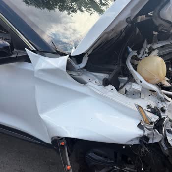 Airbag Açılmadı, Şiddetli Kazada Hayati Güvenlik İhmali