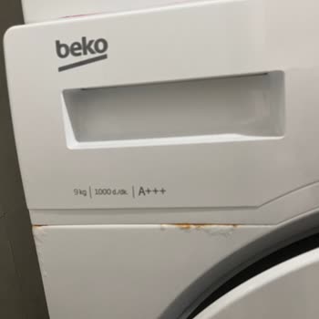 Beko Çamaşır Makinesinde Hızla Artan Boya Kabarması Ve Paslanma Sorunu