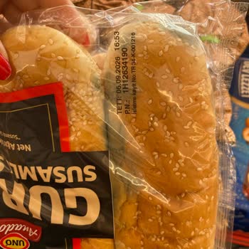 Küflü UNO Ekmek Ve Bayat Ürün Şikayeti, Şok Markette Sağlık Riski