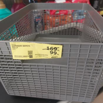 Etiket Üzerindeki 99 TL Fiyatı Mağaza Kabul Etmedi Ve 169 TL İstedi