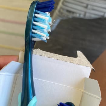 Watsons'ta Sağlığıma Tehlike Yaratan Diş Fırçası İadesi Reddedildi
