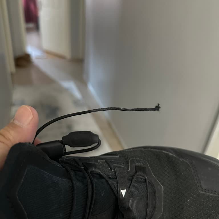 Adidas Terrex Skychaser GTX Bağcık Sorunu Ve Çözüm Talepleri