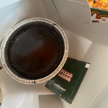 Vaat Edilen Kaliteye Uymayan Pizza Ve Çikolatalı Lazza
