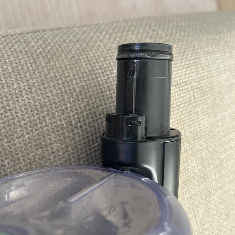 Şarj Kablosu Sürekli Çıkıyor Ve Garanti Dışında Kalan Philips 6000 Dikey Süpürge