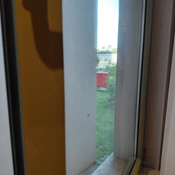 Oda Görünümü, Banyo Sızıntıları Ve Ortak Alan Hijyeninde Çoklu Sorunlar