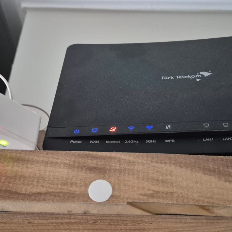 Üç Hafta Süren İnternet Kesintisi İçin Şikayet Ve Ücretsiz Çözüm Talebi