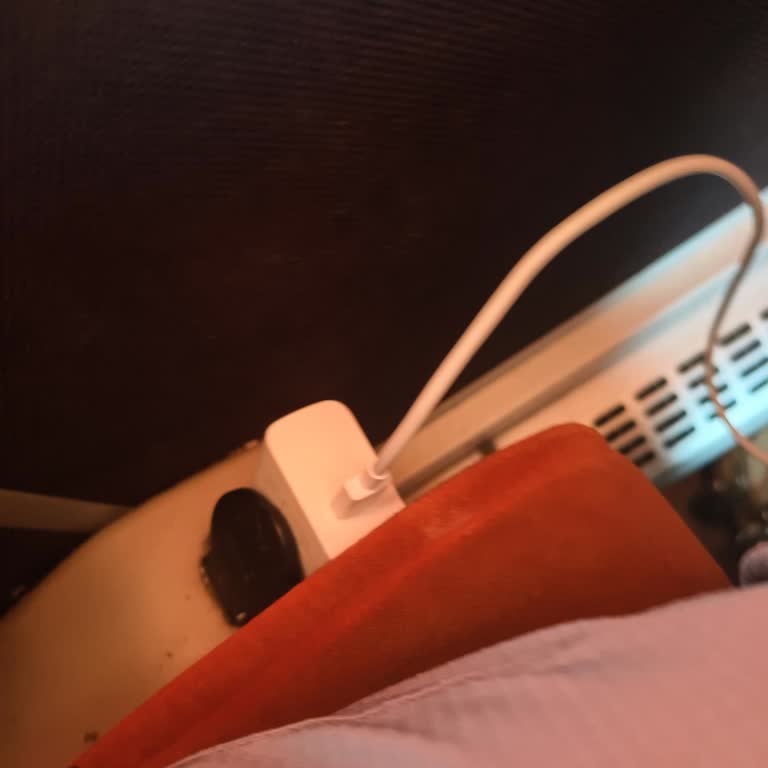 Bozuk Prizler Uzun Yolculukta Telefon Şarjını İmkansız Kılıyor