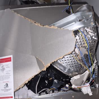 Patlayan Vestel Çamaşır Makinesi İnsan Güvenliğini Tehdit Ediyor