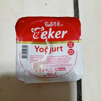 Eker Yoğurdunda Yabancı Tüy Benzeri Maddeler, Hijyen Ve Güvenlik Endişesi