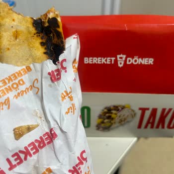 İzmir Onur Şubesinde Tavuk Dönerde Plastik Parça Ve Sağlık Riski