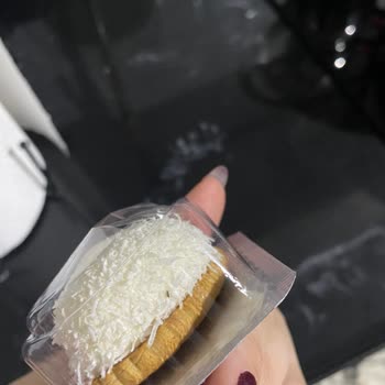 Eti Puf Ürünün İçindeki Böcek Parçaları Ve Çocuk Sağlığı Endişesi