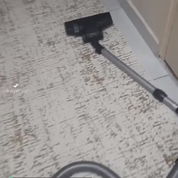 Samsung Elektrik Süpürgemin Halıya Yapışması Ve Süpürmemesi