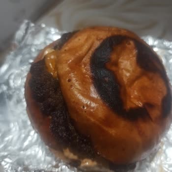 Yanmış Hamburger İçin İade Talebim Reddedildi