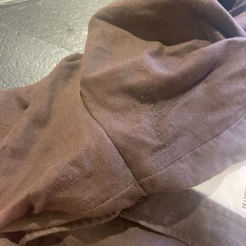Renk Solması Ve Tüylenme Sorunu Olan Takım İçin İade Talebi Ve Mağaza İlgisizliği