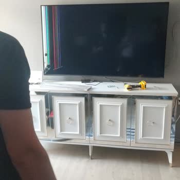 Kırık Ekranlı TV İçin Sorumluluk Reddi Ve Uzayan Bekleme Süreci