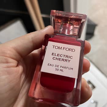Instagram'dan Sahte Tom Ford Parfüm Aldım, Satıcı Yanıt Vermedi Ve Tam İade Talep Ediyorum
