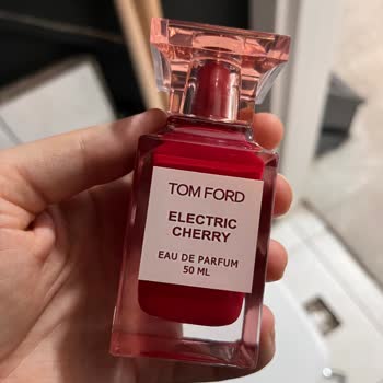 Instagram'dan Sahte Tom Ford Parfüm Aldım, Satıcı Yanıt Vermedi Ve Tam İade Talep Ediyorum
