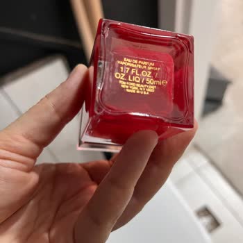 Instagram'dan Sahte Tom Ford Parfüm Aldım, Satıcı Yanıt Vermedi Ve Tam İade Talep Ediyorum