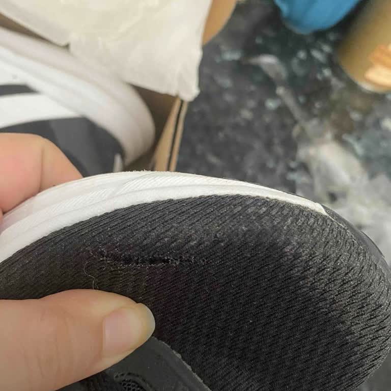 Adidas Ayakkabısının Kısa Sürede Yırtılması Ve İade Talebi